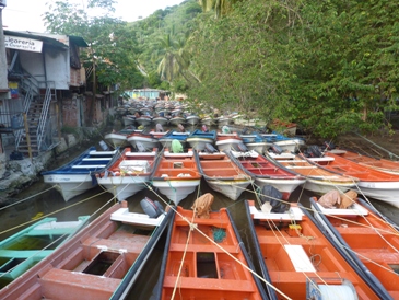 Impressionante distesa di barche a Puerto Colombia
