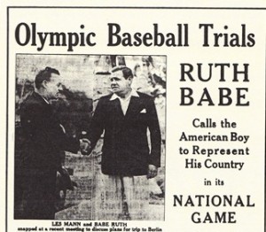 Babe Ruth stringe la mano a Leslie Mann 