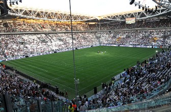 Lo 'Juventus Stadium', stadio di proprietà sorto senza bisogno di leggi speciali
