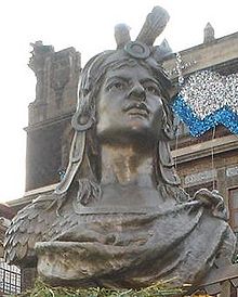 Il busto di Cuauhtemoc a Città del Messico