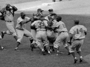 Esplode la gioia: i Brooklyn Dodgers sono Campioni del Mondo 1955